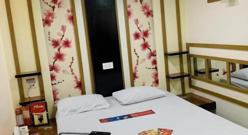 Hotel Sogo Tarlac Eksteriør bilde