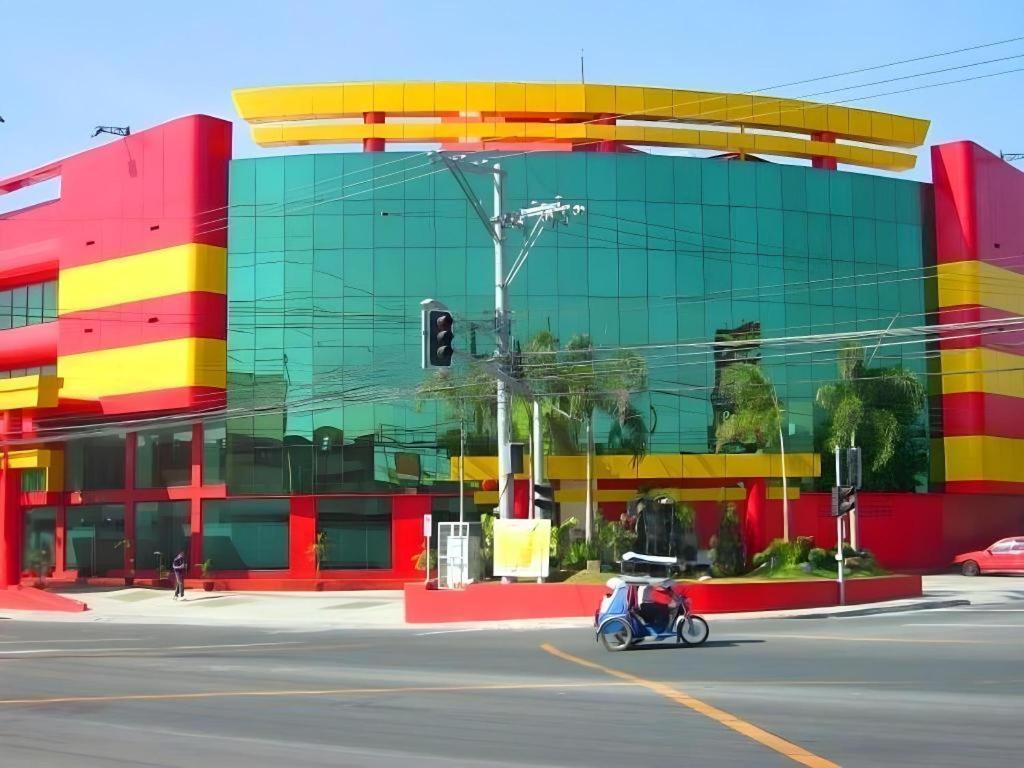 Hotel Sogo Tarlac Eksteriør bilde