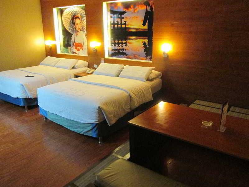 Hotel Sogo Tarlac Eksteriør bilde