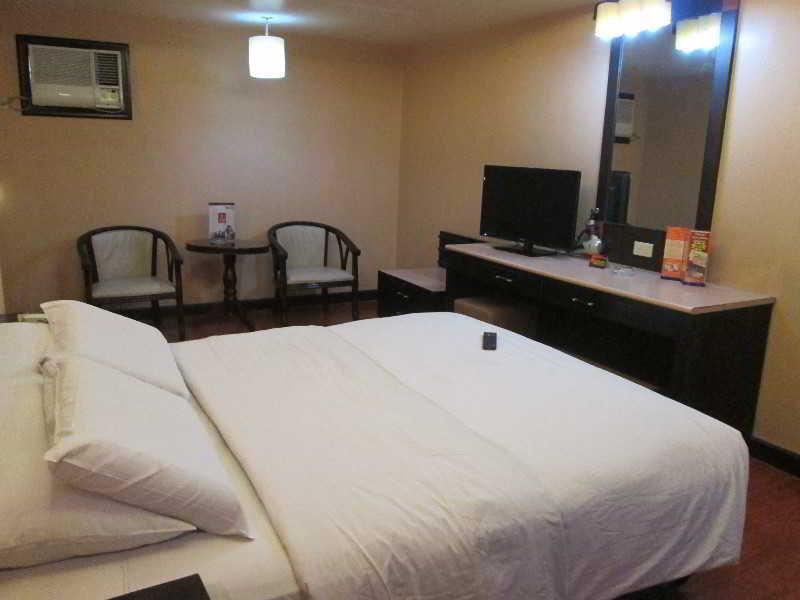 Hotel Sogo Tarlac Eksteriør bilde