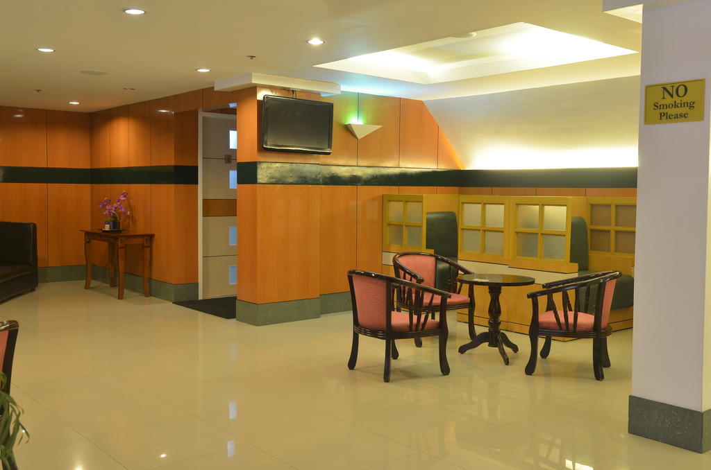 Hotel Sogo Tarlac Eksteriør bilde