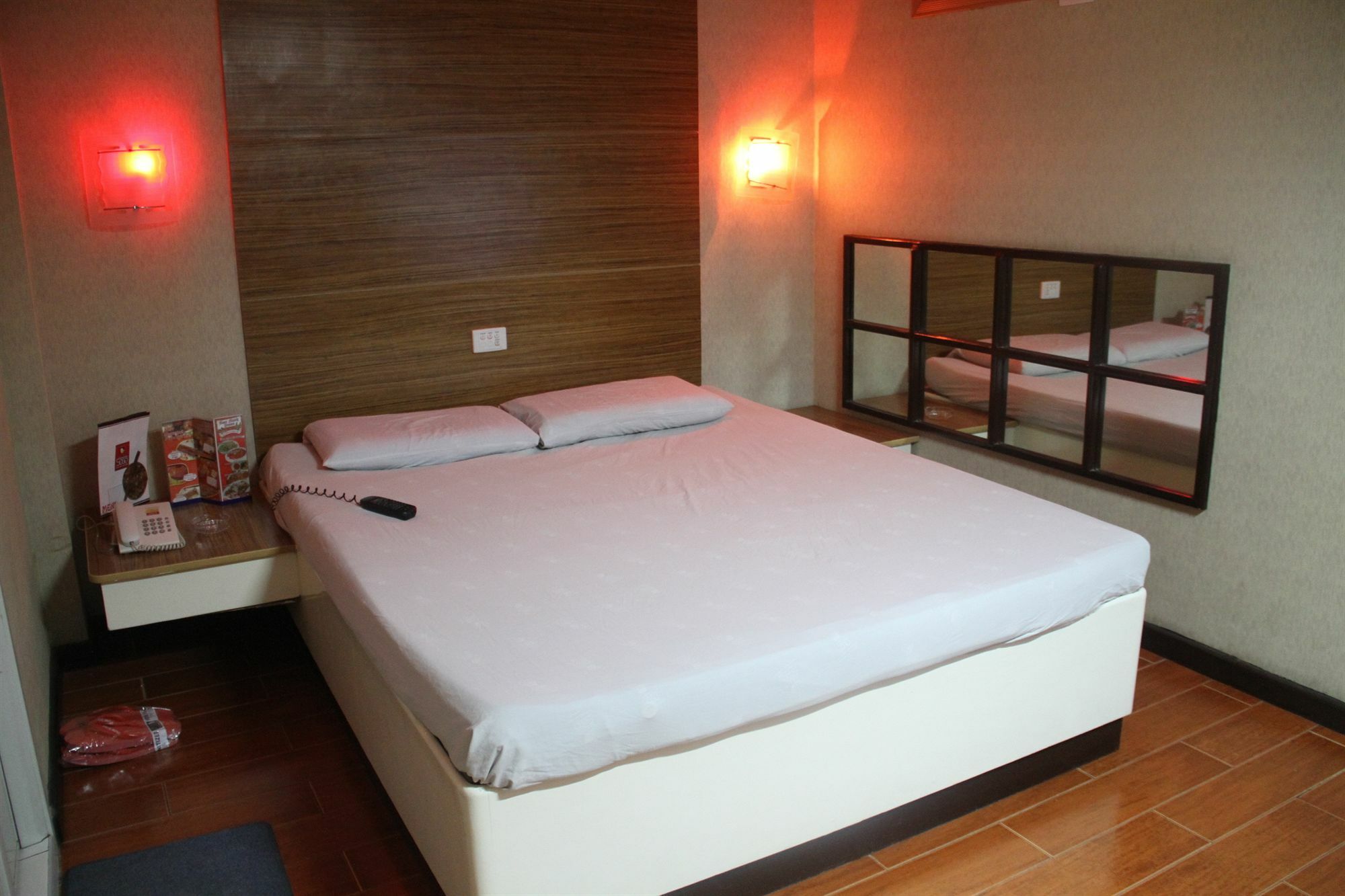 Hotel Sogo Tarlac Eksteriør bilde